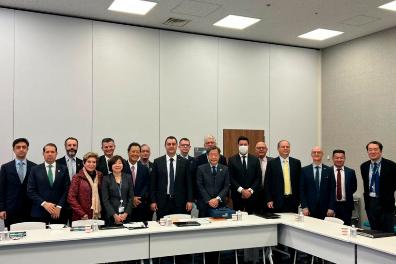 Estado busca novos investimentos em sustentabilidade em reunião com agência japonesa